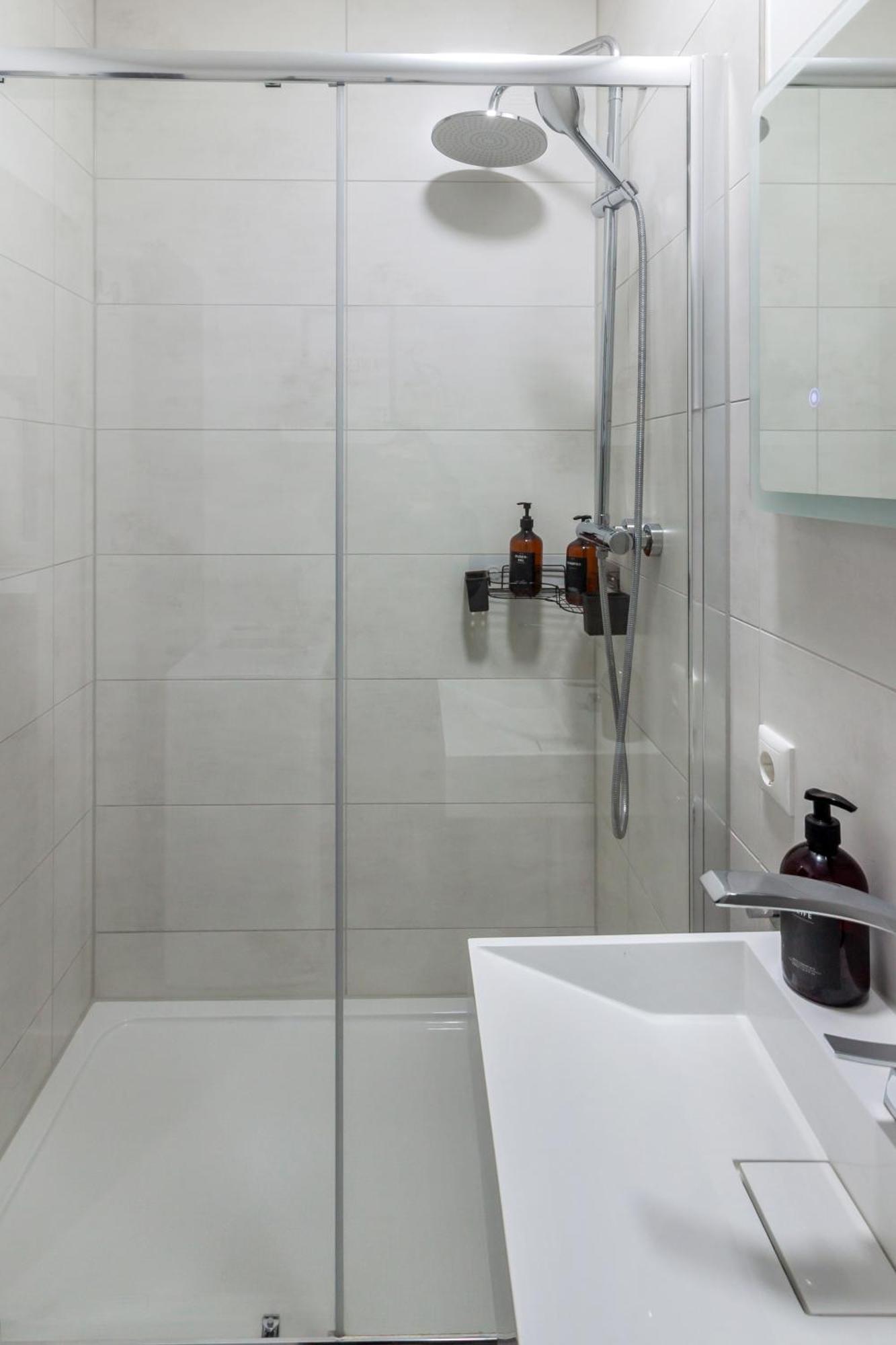 Ferienwohnung Domspatz Mit Klimaanlage ماغديبورغ المظهر الخارجي الصورة